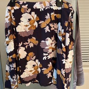 Old Navy womens size XL skirt.